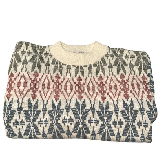 Fall /Christmas Sweater Size S Season Ticket - Picture 2 of 3